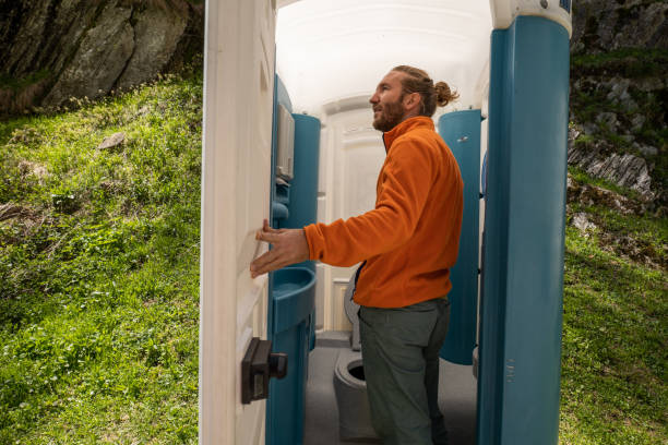 Best Porta potty rental near me  in Macon, MO